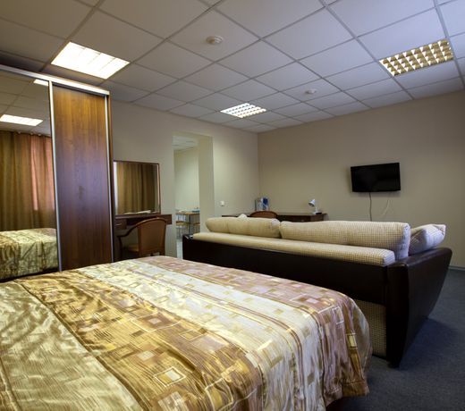 City Hotel