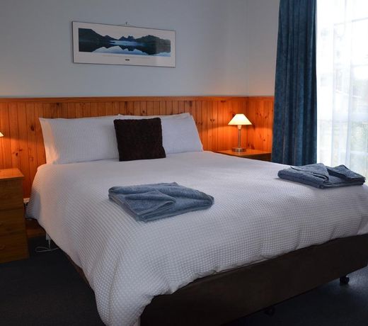 Castaway Holiday Apartments