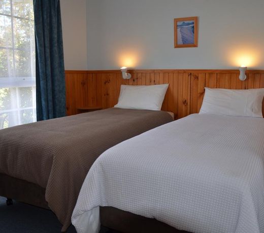 Castaway Holiday Apartments