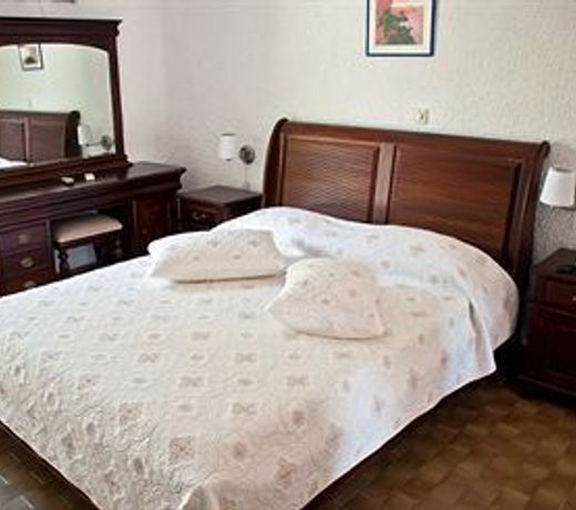 Lassion Golden Bay