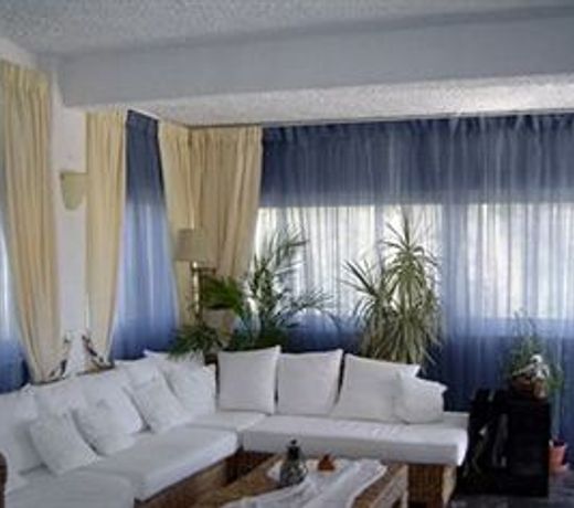 Lassion Golden Bay