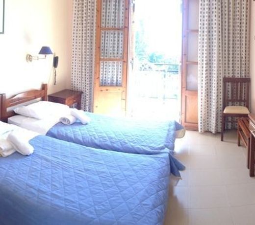 Vontzos Hotel