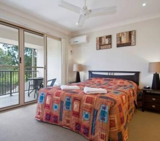 HERVEY BAY GOLF VILLAS