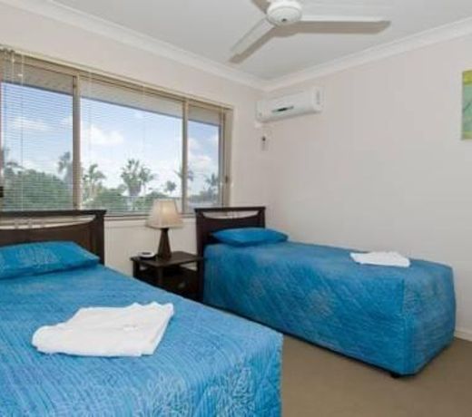 HERVEY BAY GOLF VILLAS