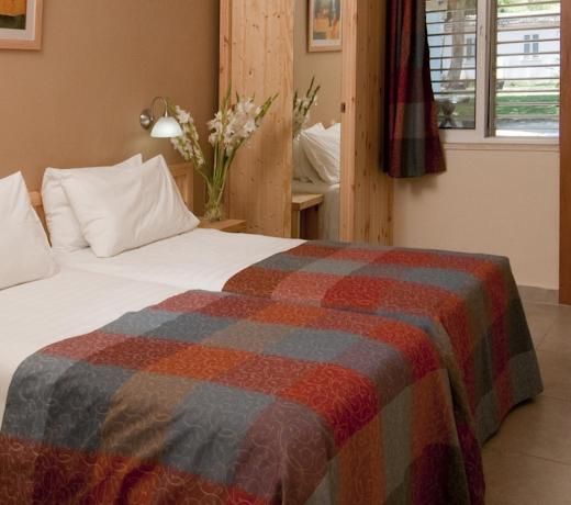 GINOSAR VILLAGE KIBBUTZ COUNTRY LODGING