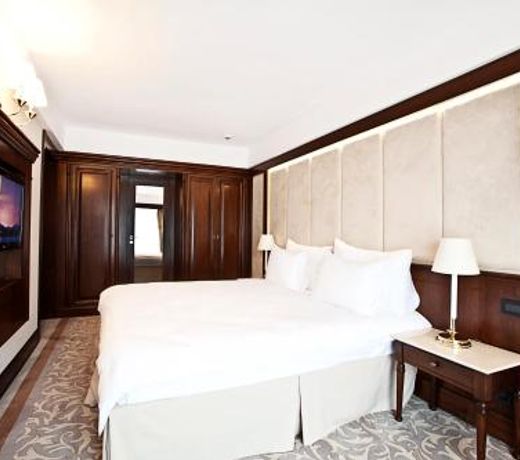 Hotel International