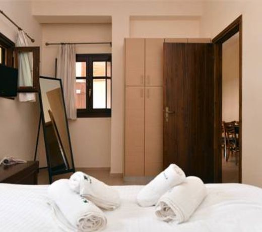 Achelatis Traditional Guest Houses