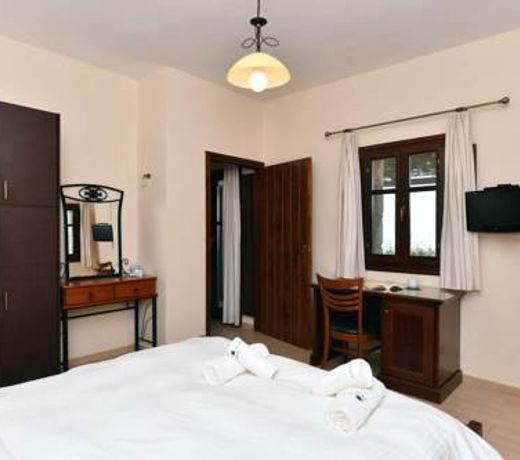 Achelatis Traditional Guest Houses