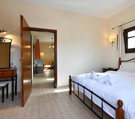 Achelatis Traditional Guest Houses