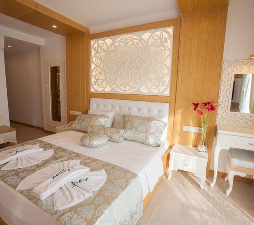 Hotel Aysima