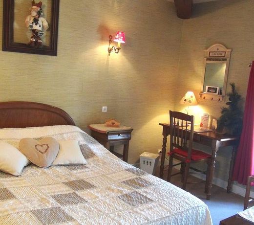 Logis Le Clos du Montvinage Rest. Auberge Val De l'Oise