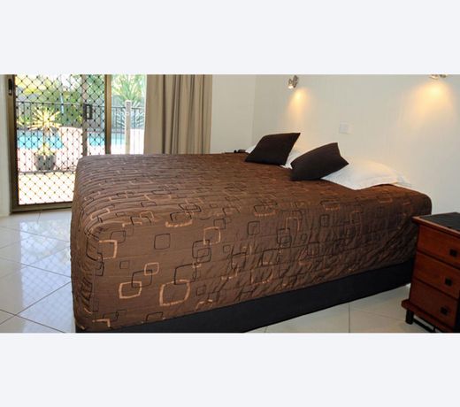 Pacific Palms Motor Inn