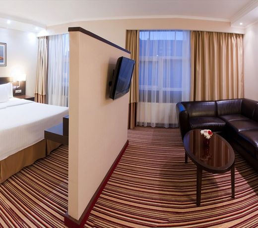 Courtyard by Marriott Kazan Kremlin