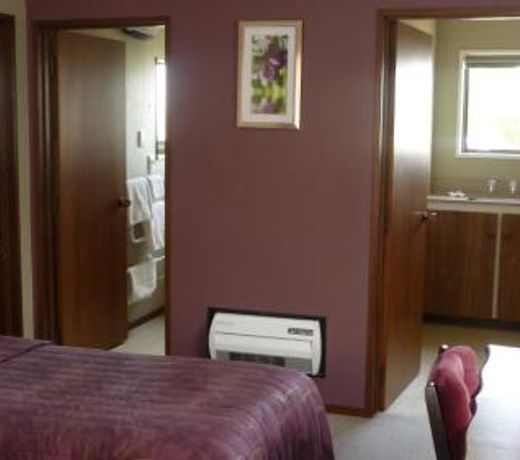 Carisbrook Motel