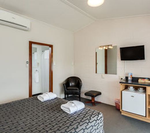 Ocean Beach Hotel