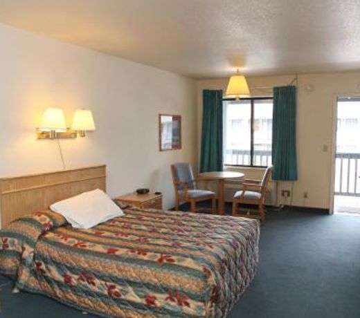 GOLD COUNTRY INN