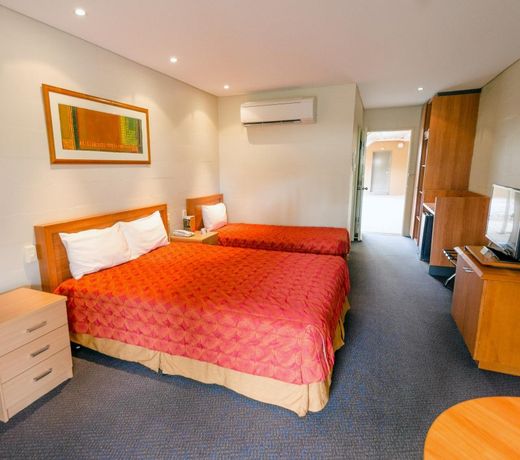 Outback Hotel