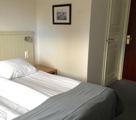 Adels Hotel