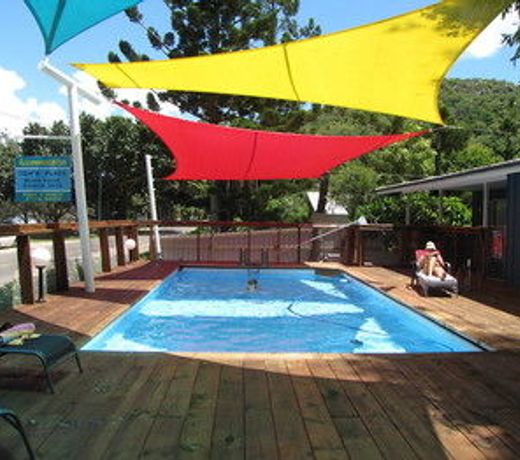 Arcadia Beach Guest House and Car Hire