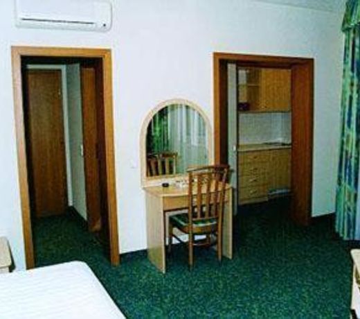 Hozam Wellness és Apartman