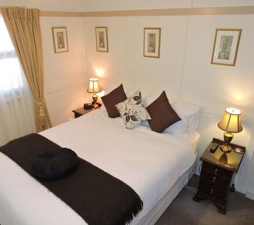 KUBBA ROONGA GUESTHOUSE - Boutique Luxury Spa Retreat