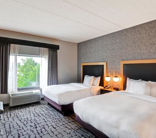 DoubleTree by Hilton Baton Rouge