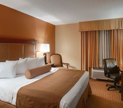 Richmond Inn & Suites Trademark Collection by Wyndham