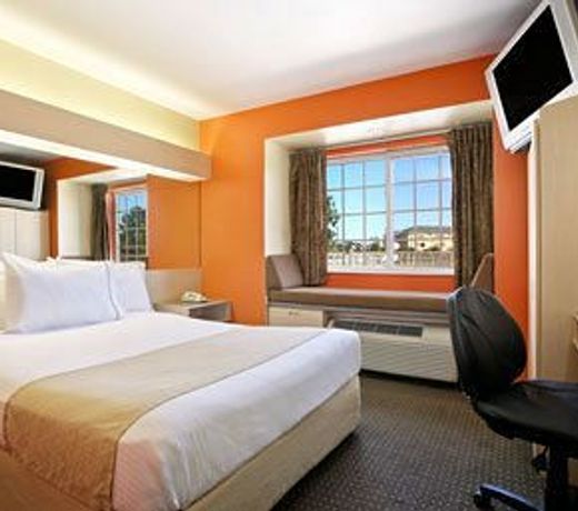 Microtel Inn & Suites by Wyndham Baton Rouge