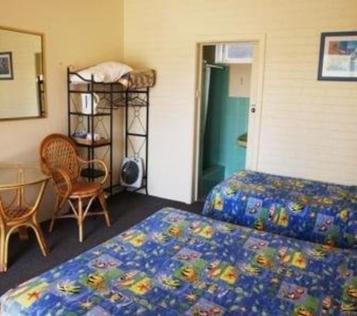 Beach House Mollymook
