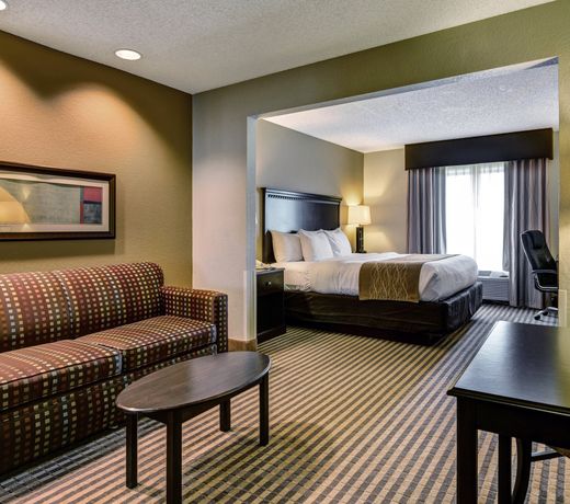Comfort Inn & Suites