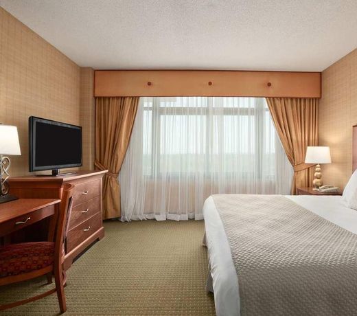 Embassy Suites Hot Springs - Hotel & Spa