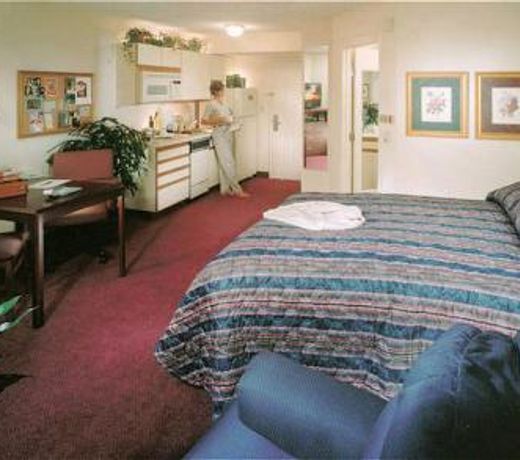 Sonesta Simply Suites Wichita Northeast