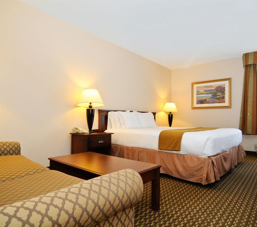 Baymont by Wyndham Lafayette - Purdue University