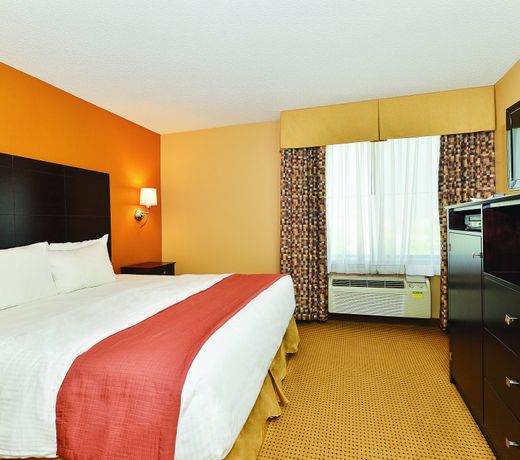 Best Western Plus Lafayette Hotel University Area