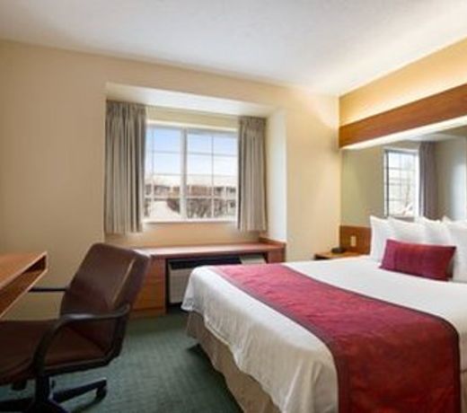 Days Inn & Suites by Wyndham Lafayette IN