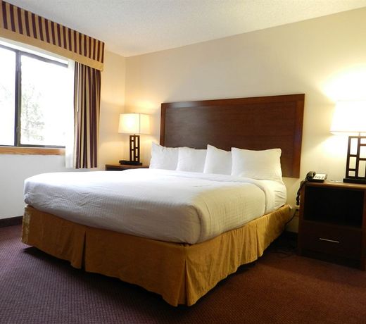 Ashmore Inn and Suites Lubbock