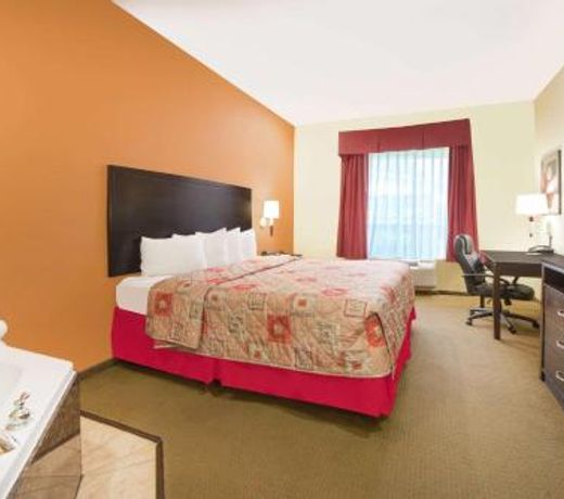Super 8 by Wyndham Lubbock TX