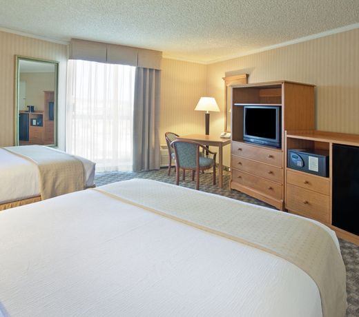 Holiday Inn Long Beach - Airport, an IHG Hotel