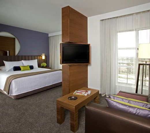 Hyatt Centric the Pike Long Beach
