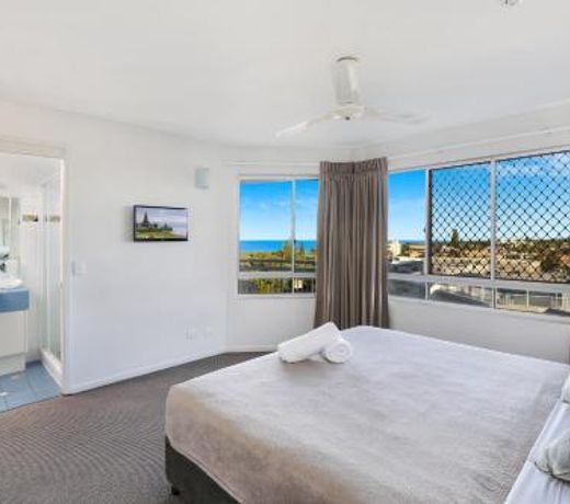 Beachside Resort Kawana Waters