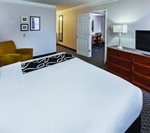 La Quinta Inn by Wyndham Laredo I-35