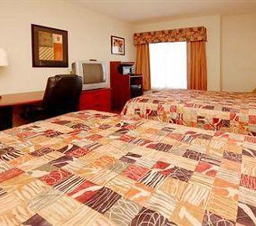Sleep Inn & Suites East Chase