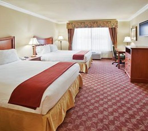 Holiday Inn Express & Suites Oakland - Airport, an IHG Hotel
