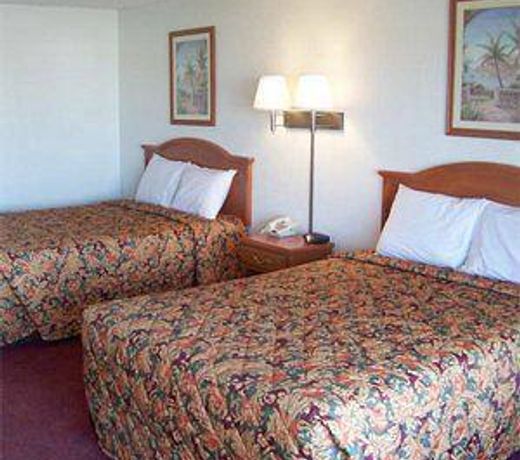 Traveler's Inn & Suites Oklahoma City Airport
