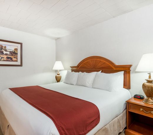Ramada by Wyndham State College Hotel & Conference Center