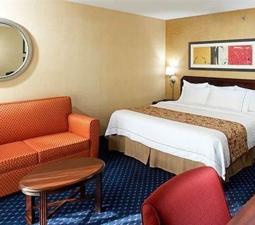 Courtyard by Marriott State College