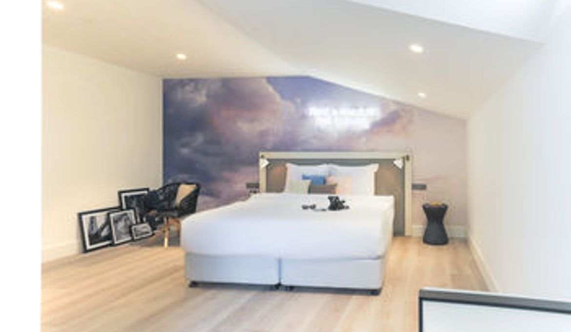 Cloud7