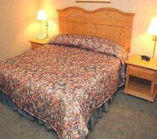 Country Inn & Suites by Radisson, Topeka West, KS