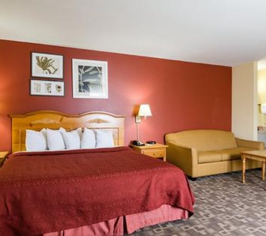 Quality Inn I-70 at Wanamaker