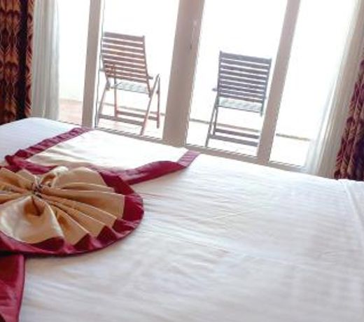 Dreamland Trang An Resort
